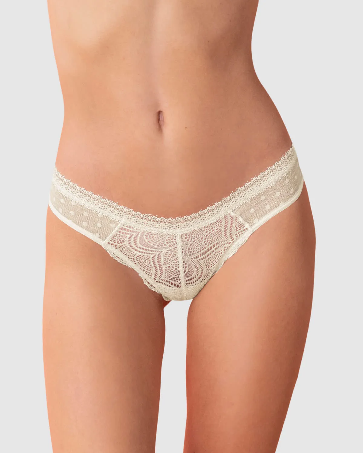 Panty tipo Tanga Brasilera en Encaje