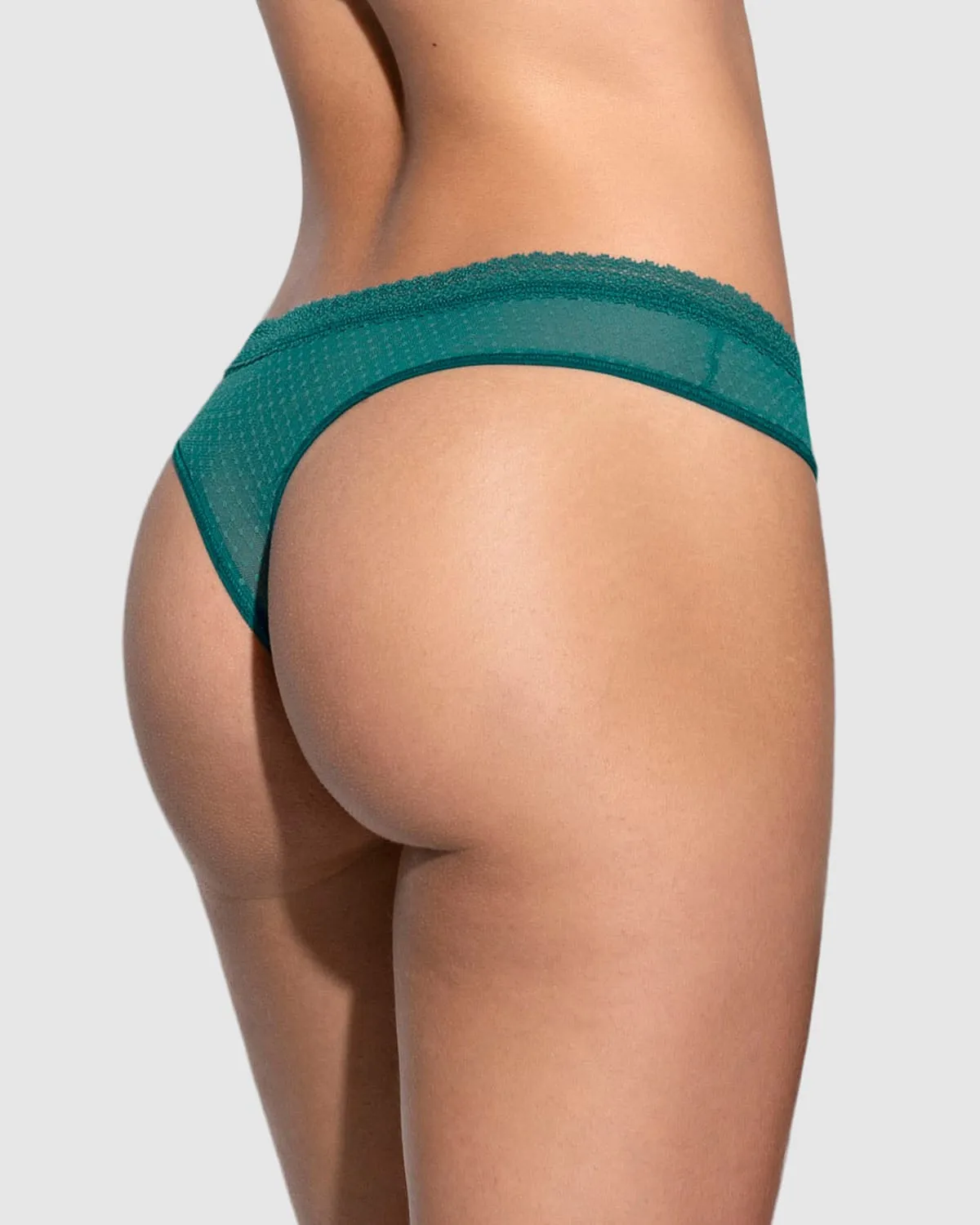 Panty tipo Tanga Brasilera en Encaje